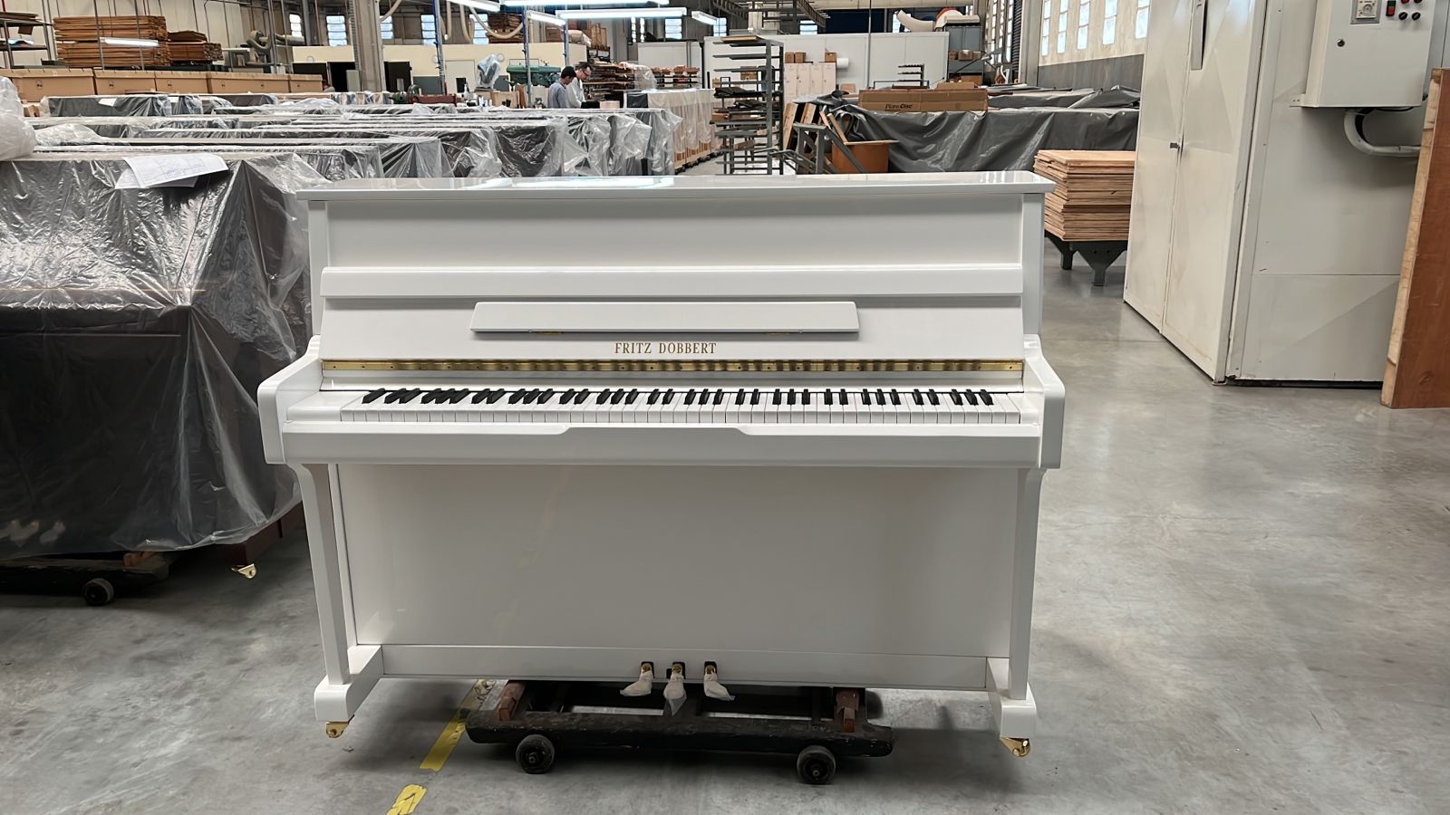 PIANO FRITZ DOBBERT MOD FD 110 - 1